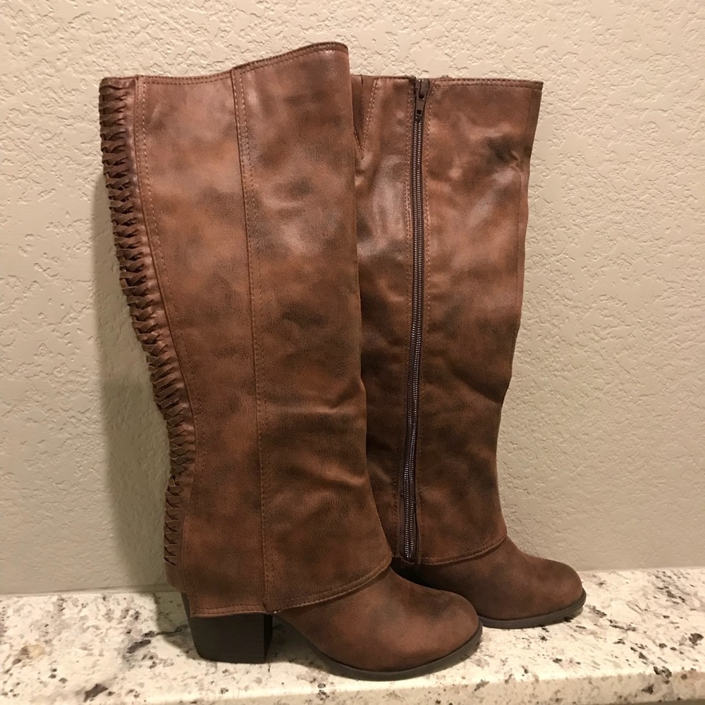 Brown boots, NWOT